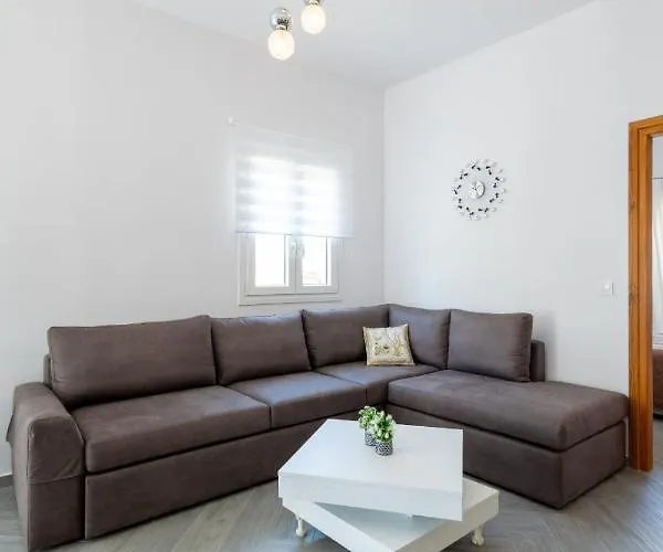 Alex Luxury Downtown House Naxos City