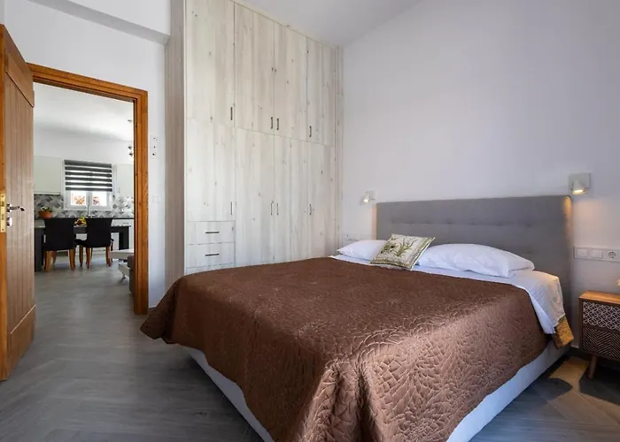 Alex Luxury Downtown House * Naxos City